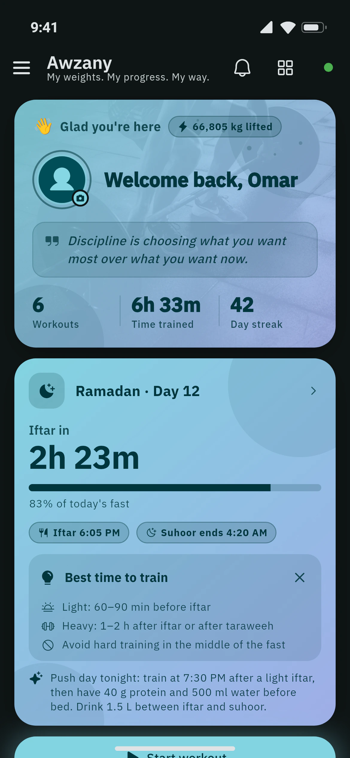 The Awzany home screen in Ramadan mode with an AI tip on when to train and what to eat and drink after iftar